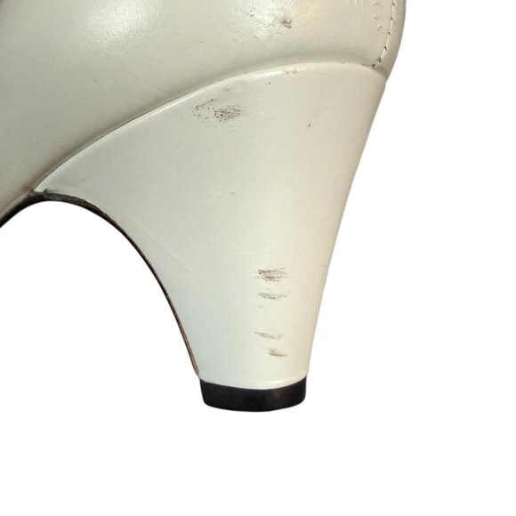 Evins ivory and tan leather cap toe classic pumps women's size 7 1/2 - Picture 11 of 11